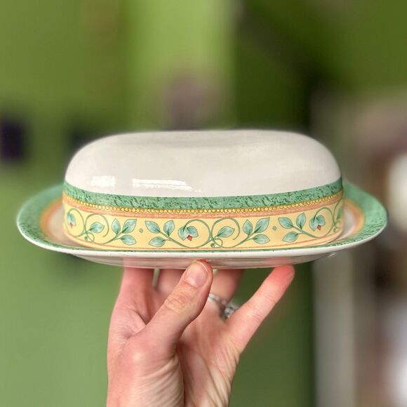 Pfaltzgraff Other - VTG French Quarter Dainty Ceramic Pfaltzgraff Kitchen Butter Dish With Lid